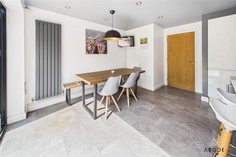 4 bedroom detached house for sale, Essex Drive, Swadlincote DE11