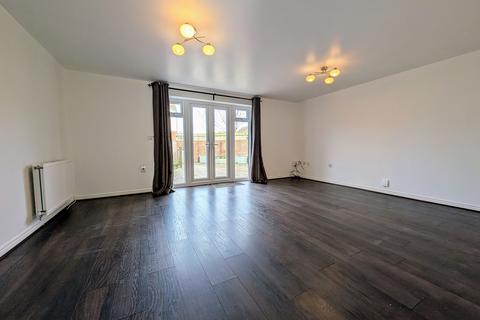 14 Bedeswell Close, Hebburn, NE31 2GB