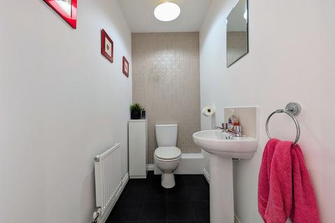 14 Bedeswell Close, Hebburn, NE31 2GB
