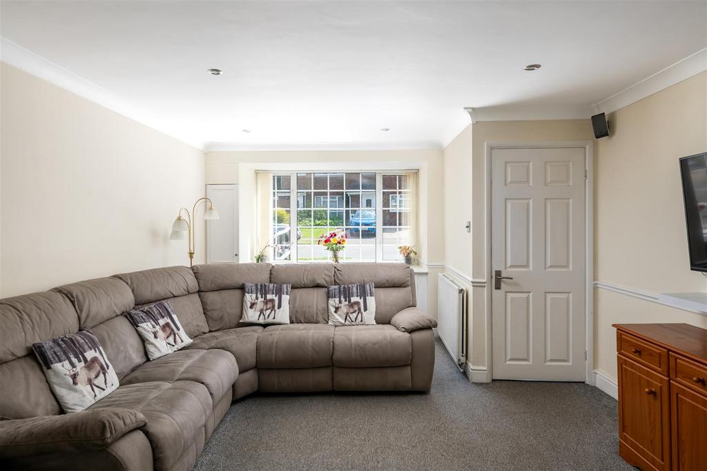 19 Hazel Way internals16.jpg