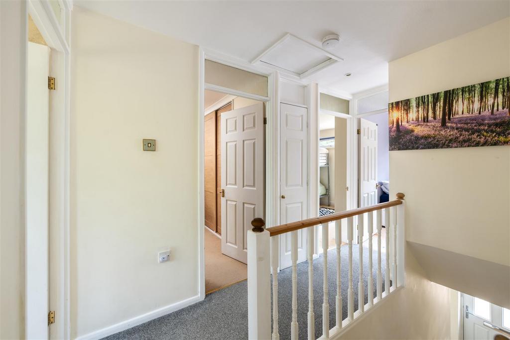 19 Hazel Way internals2.jpg