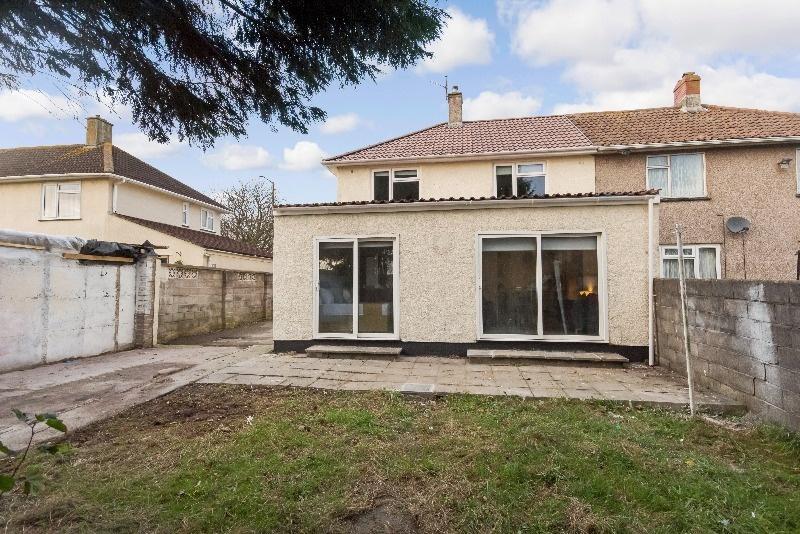 This spacious garden area offers a perfect retr...