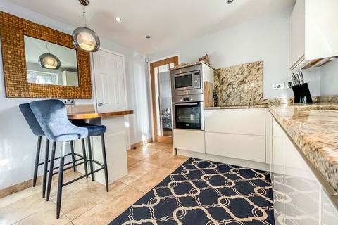 9 Elmfield, Hetton Le Hole, Houghton Le Spring, DH5 9BX