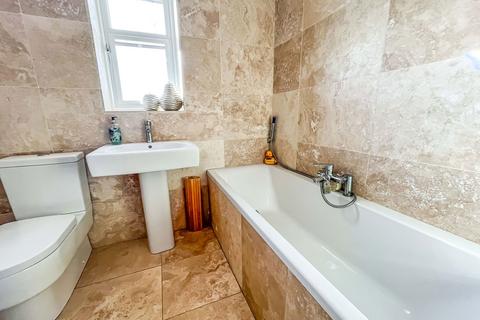 9 Elmfield, Hetton Le Hole, Houghton Le Spring, DH5 9BX