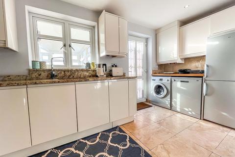 9 Elmfield, Hetton Le Hole, Houghton Le Spring, DH5 9BX