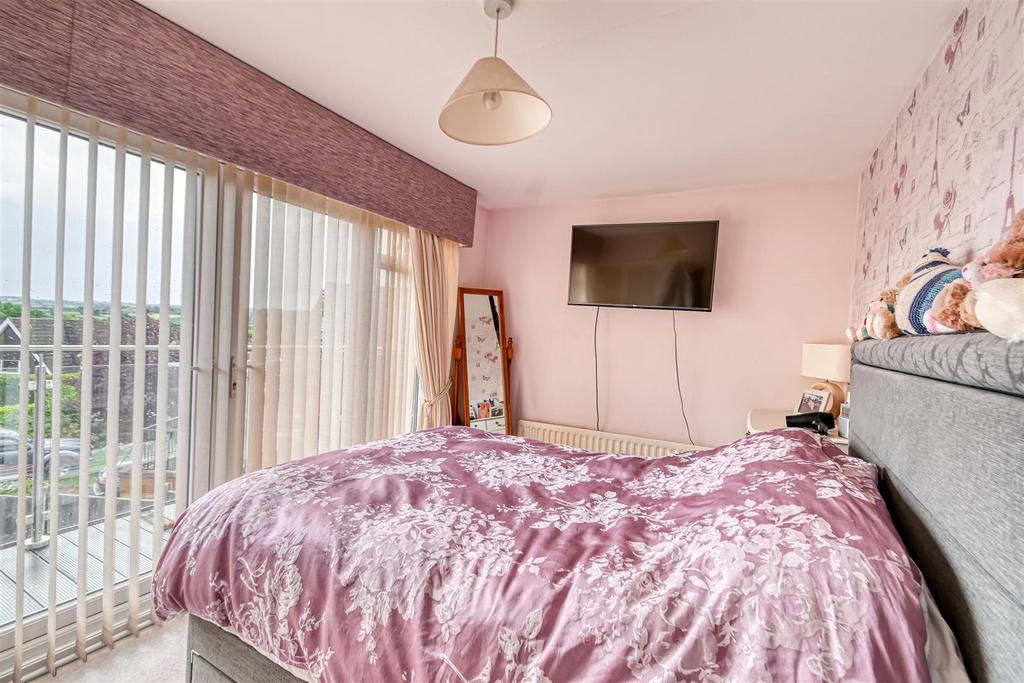 2 Carlton Rise-05.jpg