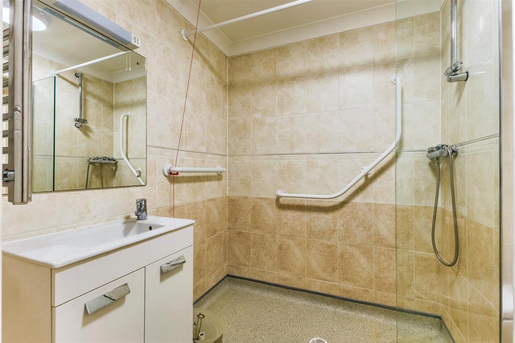 6 R1 A6035-HDR.jpeg