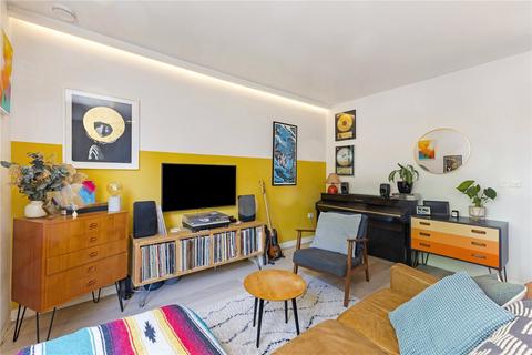1 bedroom apartment for sale, Amhurst Road, London, E8