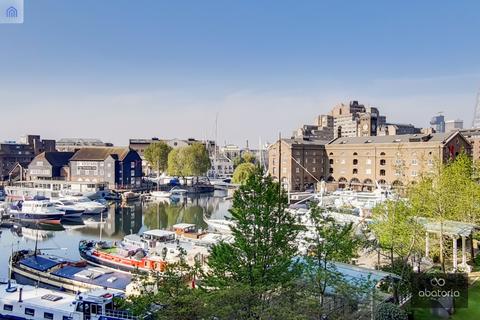 3 bedroom apartment for sale, Turnstone House, Star Place, London, E1W