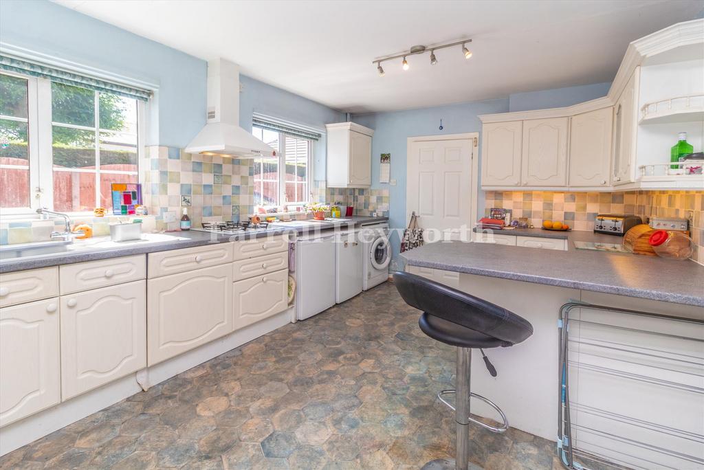 Kitchen image 2