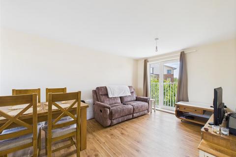 2 bedroom apartment for sale, Longhorn Avenue, Gloucester