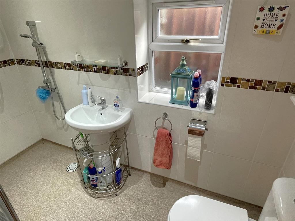 Shower.JPG