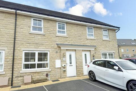 3 bedroom townhouse for sale, Hackworth Close, Silsden