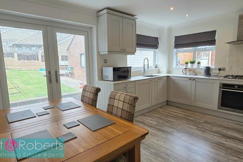 38 Bowes Avenue, Dalton Le Dale, Seaham, SR7 8JY