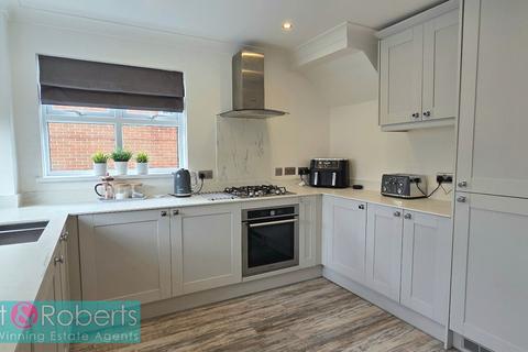 38 Bowes Avenue, Dalton Le Dale, Seaham, SR7 8JY