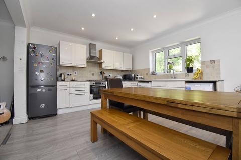 2a Repton Road, Orpington, BR6 9HS