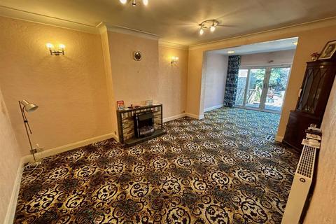 2 bedroom bungalow for sale, Yardley Lane, London