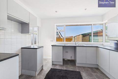 2 bedroom semi-detached bungalow for sale, Endsleigh Gardens, Blackpool, FY4