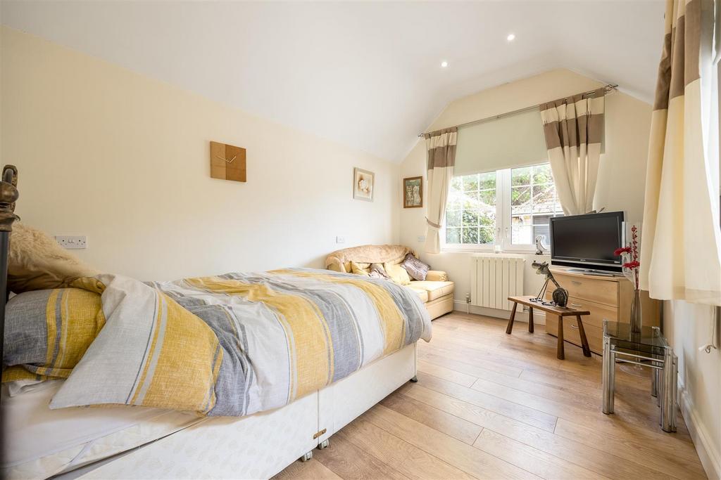 Wideangles.co.uk 3 L9 A4022e.jpg