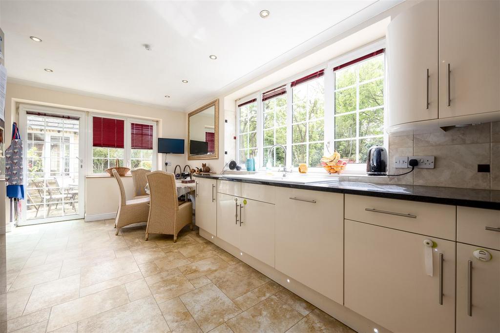 Wideangles.co.uk 3 L9 A4043e.jpg