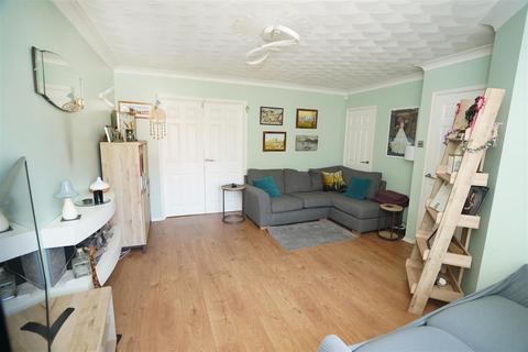 1 Gresley Avenue, Horwich, Bolton, BL6 5TQ