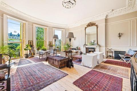 43 Brunswick Square, East Sussex BN3