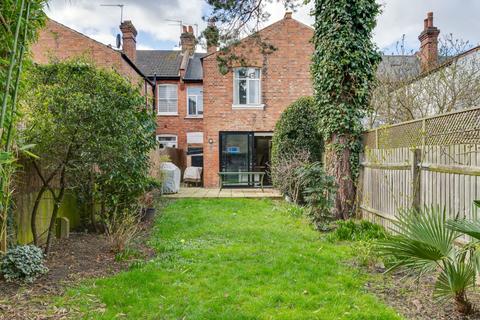 4 bedroom terraced house for sale, Gillingham Road, Cricklewood, NW2