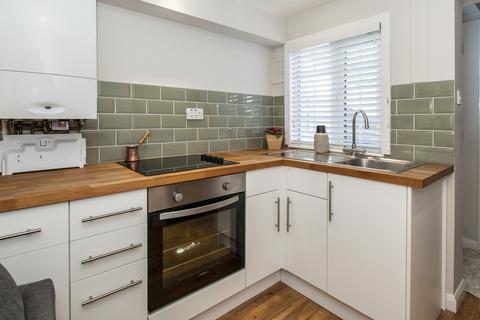 2 bedroom terraced house to rent, Albert Cottages, Clewer Hill Road, Windsor, SL4
