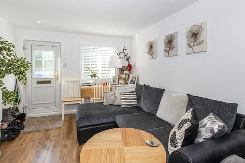 2 bedroom terraced house to rent, Albert Cottages, Clewer Hill Road, Windsor, SL4