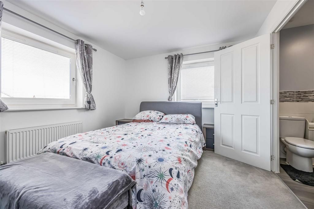 7 Radnor Way Denmead-Small-Portico Marketing-Sold By