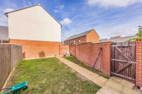3 bedroom semi-detached house for sale, Radnor Way, Waterlooville PO7