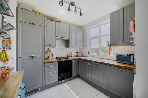 69 Winifred Road, Coulsdon, CR5 3JG