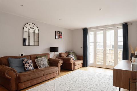 undefined, Albert Road North, Reigate