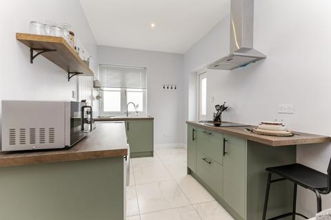 1 bedroom flat to rent, Maidens Green, Winkfield, Windsor, Berkshire