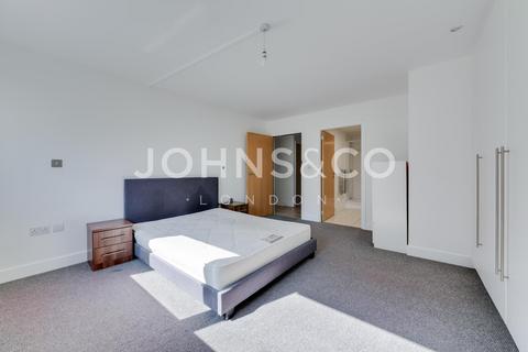 2 bedroom apartment to rent, Ebb Court, Royal Albert Wharf, London, E16