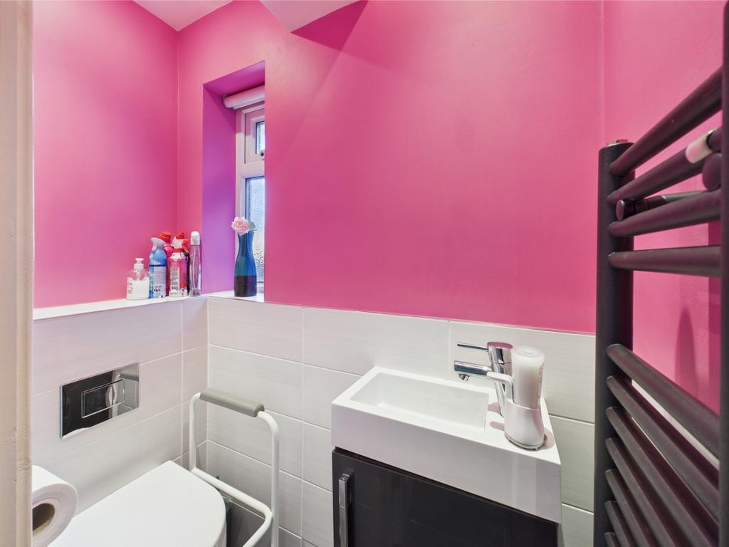 Cam03729 g0 pr0051 still025