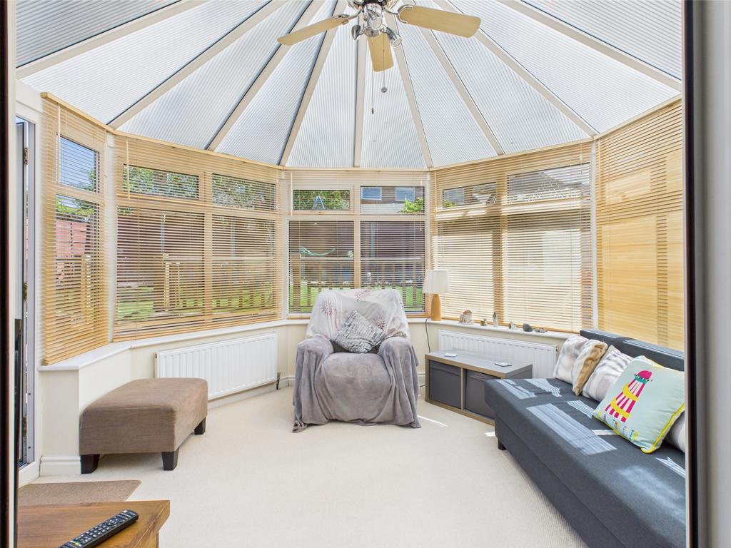 Cam03729 g0 pr0051 still012