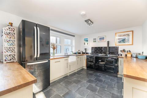 Underwoodlee Cottage Pool Road, Pool In Wharfedale, Otley, LS21 1EQ