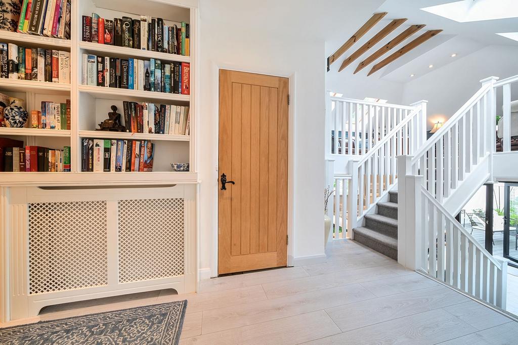 Hallway/ Stairs