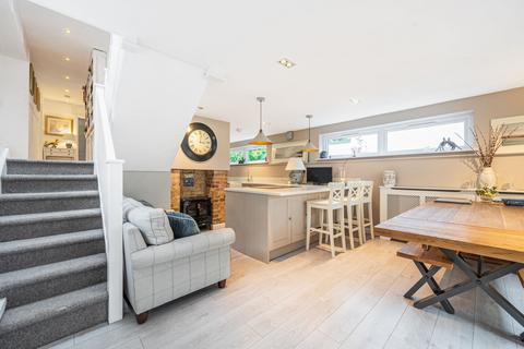 51 Abbots Lane, Kenley, CR8 5JB