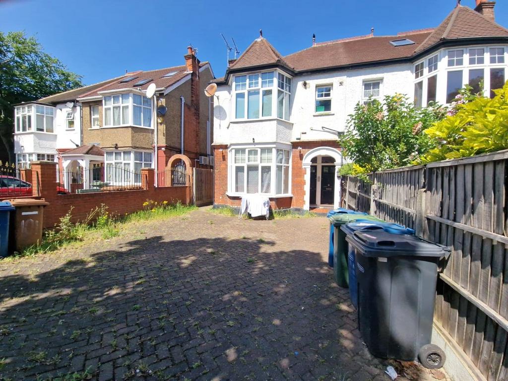 Whitchurch Lane, Edgware, HA8