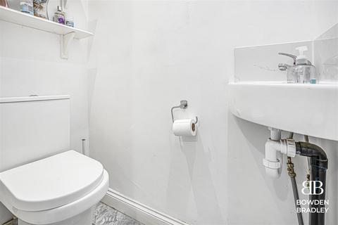 3 bedroom end of terrace house for sale, Tufter Road, Chigwell