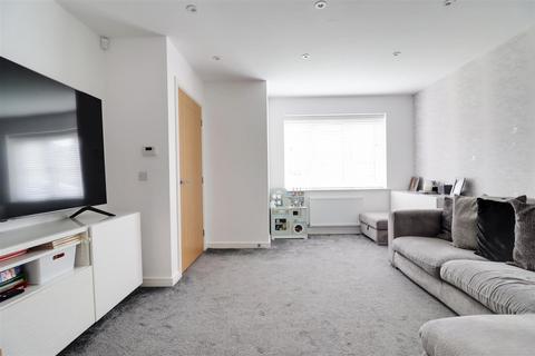 22 Cherry Avenue, Hessle, HU13 0QT