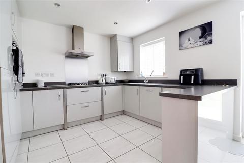 22 Cherry Avenue, Hessle, HU13 0QT