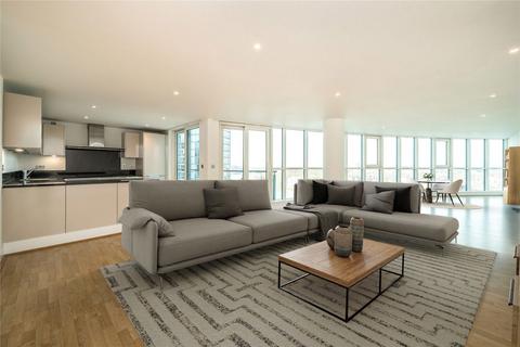 St. George Wharf, London SW8