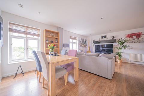 undefined, Waterside, Shirley, B90