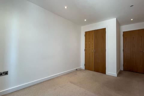 2 bedroom flat to rent, Rivington Apartments, Railway Terrace, Slough, Berkshire, SL2