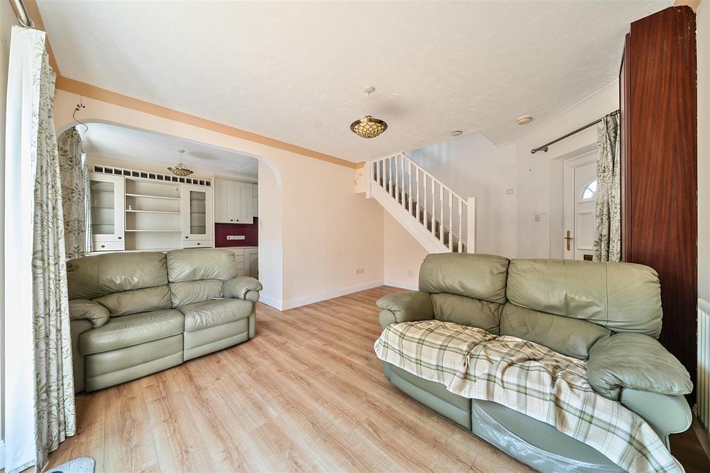 Living room kitchen h.jpg