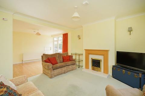 1 Heather Lea Place, Sheffield, S17 3DN