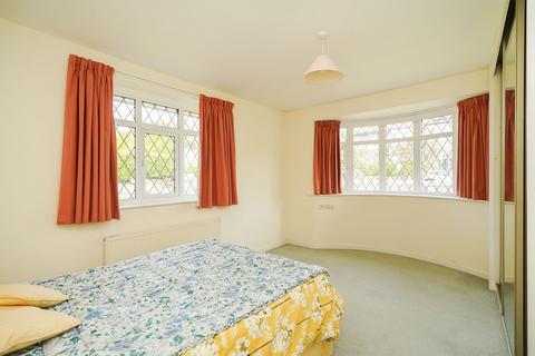 1 Heather Lea Place, Sheffield, S17 3DN